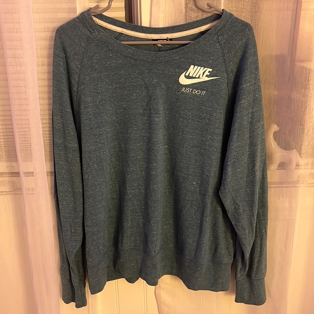 Nike Crewneck Blue and white pattern